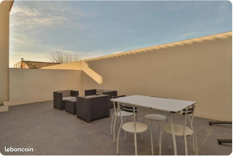 Maison De L'Occitanie Villa Bessan ภายนอก รูปภาพ